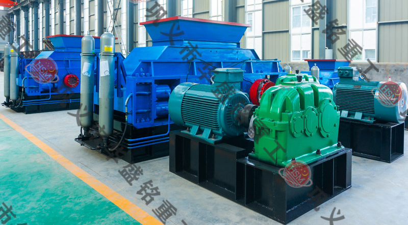 購(gòu)買(mǎi)一臺(tái)巖石制砂機(jī)需要多少錢(qián)，哪個(gè)廠(chǎng)家好